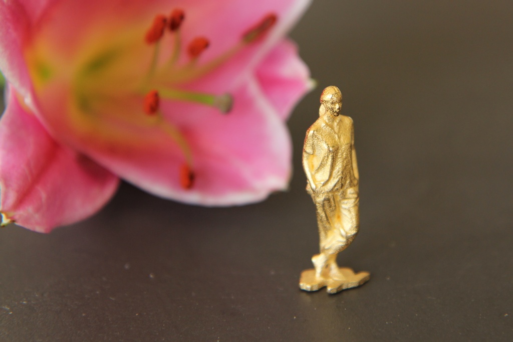 Gold plated print, 43 mm tall